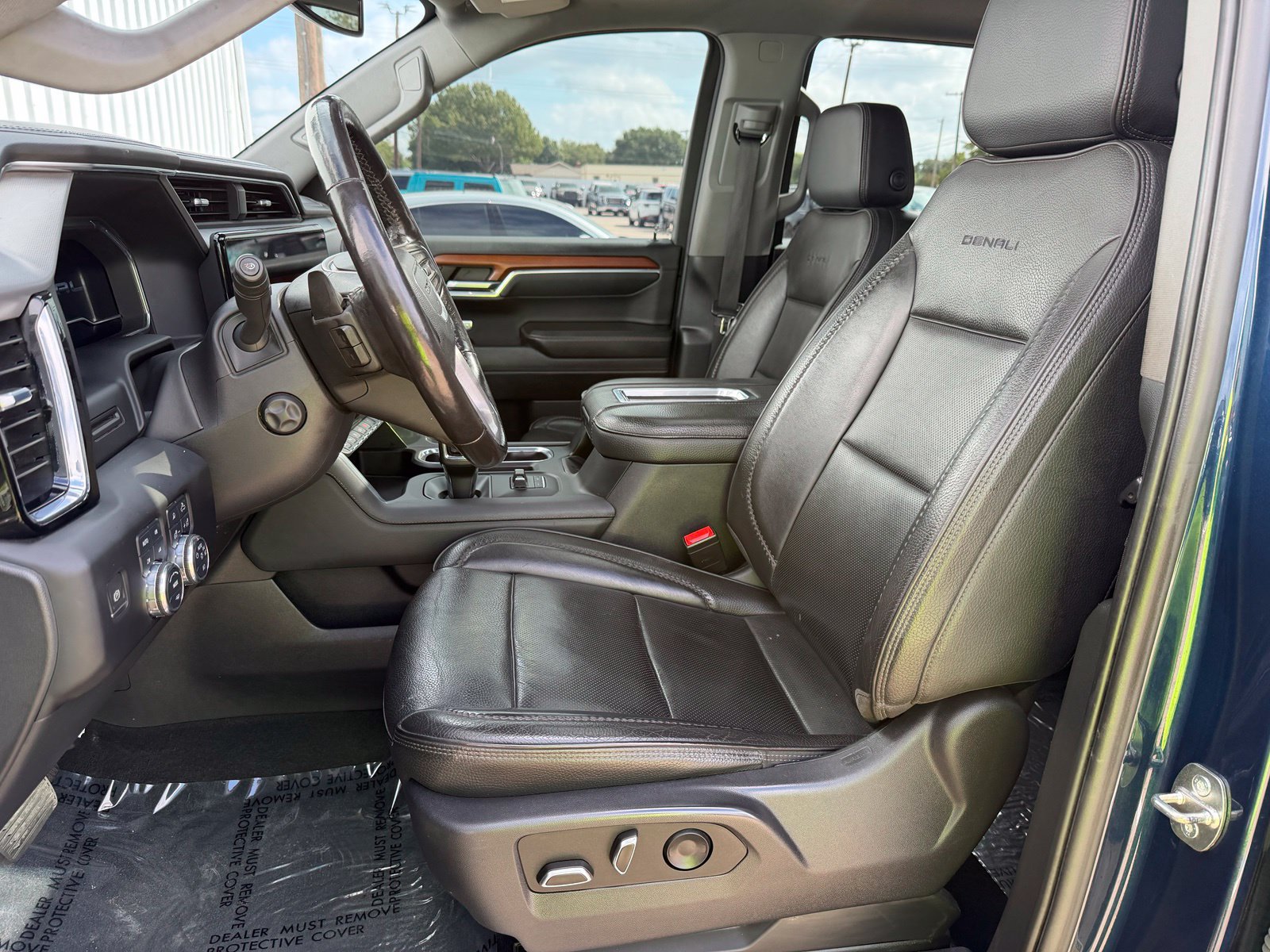 Used 2022 GMC Sierra 1500 Denali AWD/4WD image 27