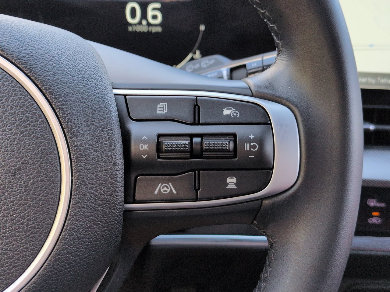 Used 2023 Kia Sportage SX FWD image 27