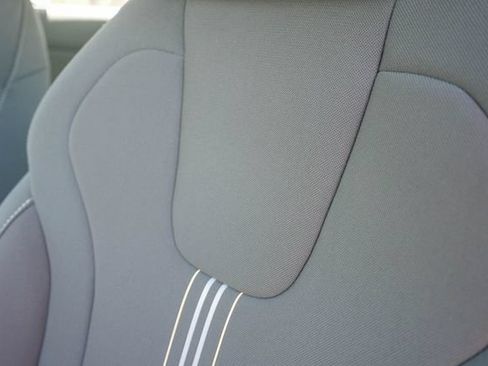Certified 2025 Hyundai Elantra Sport FWD image 22