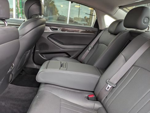 Used 2018 Genesis G80 3.8 w/ Option Group 02 image 16