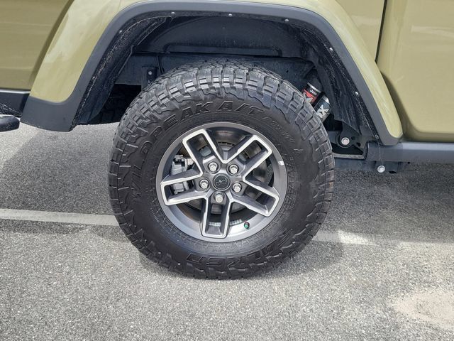 Used 2025 Jeep Gladiator Mojave AWD/4WD image 7