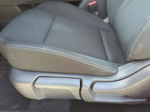 Used 2023 Nissan Rogue S AWD/4WD image 12