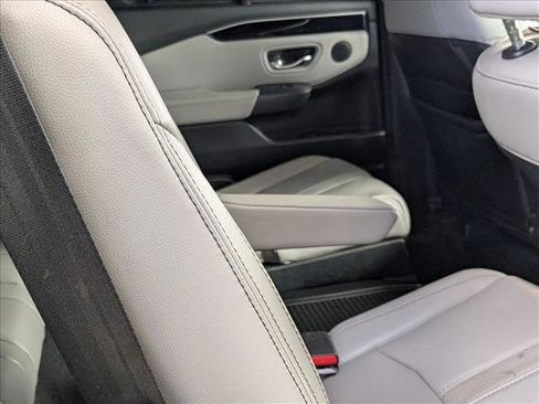 Certified 2023 Honda Pilot EX-L image 19