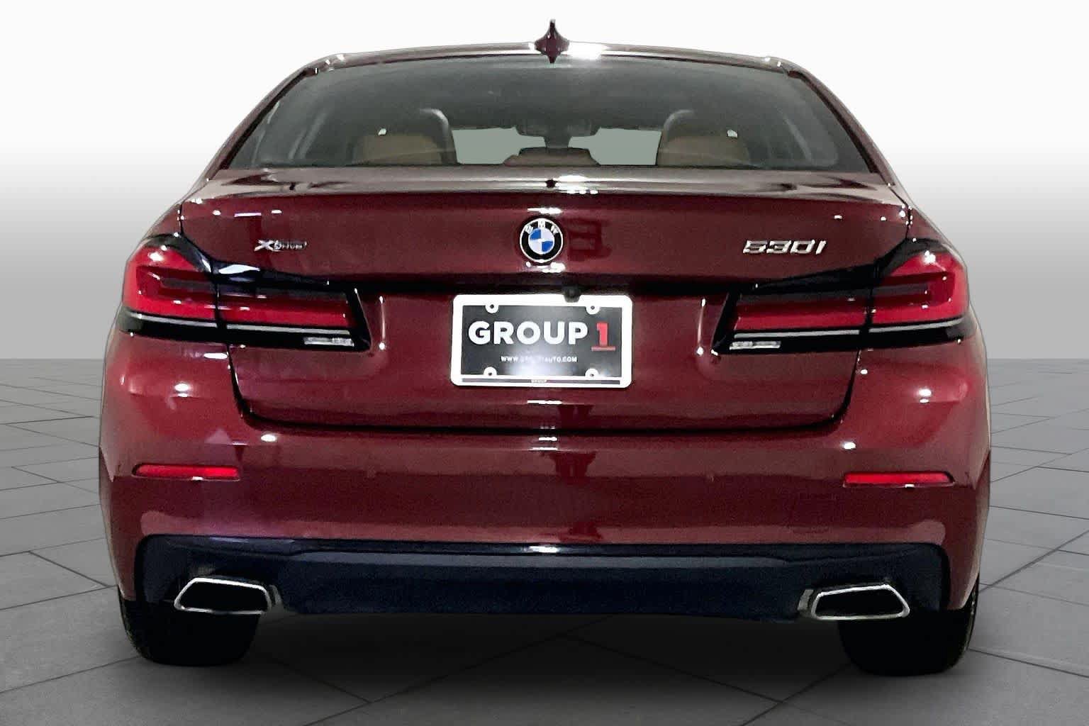 Used 2023 BMW 530i xDrive w/ Premium Package AWD/4WD image 7