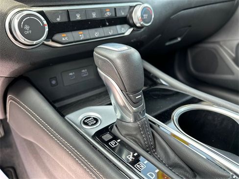 Certified 2023 Nissan Altima 2.5 SV w/ SV Premium Package image 18