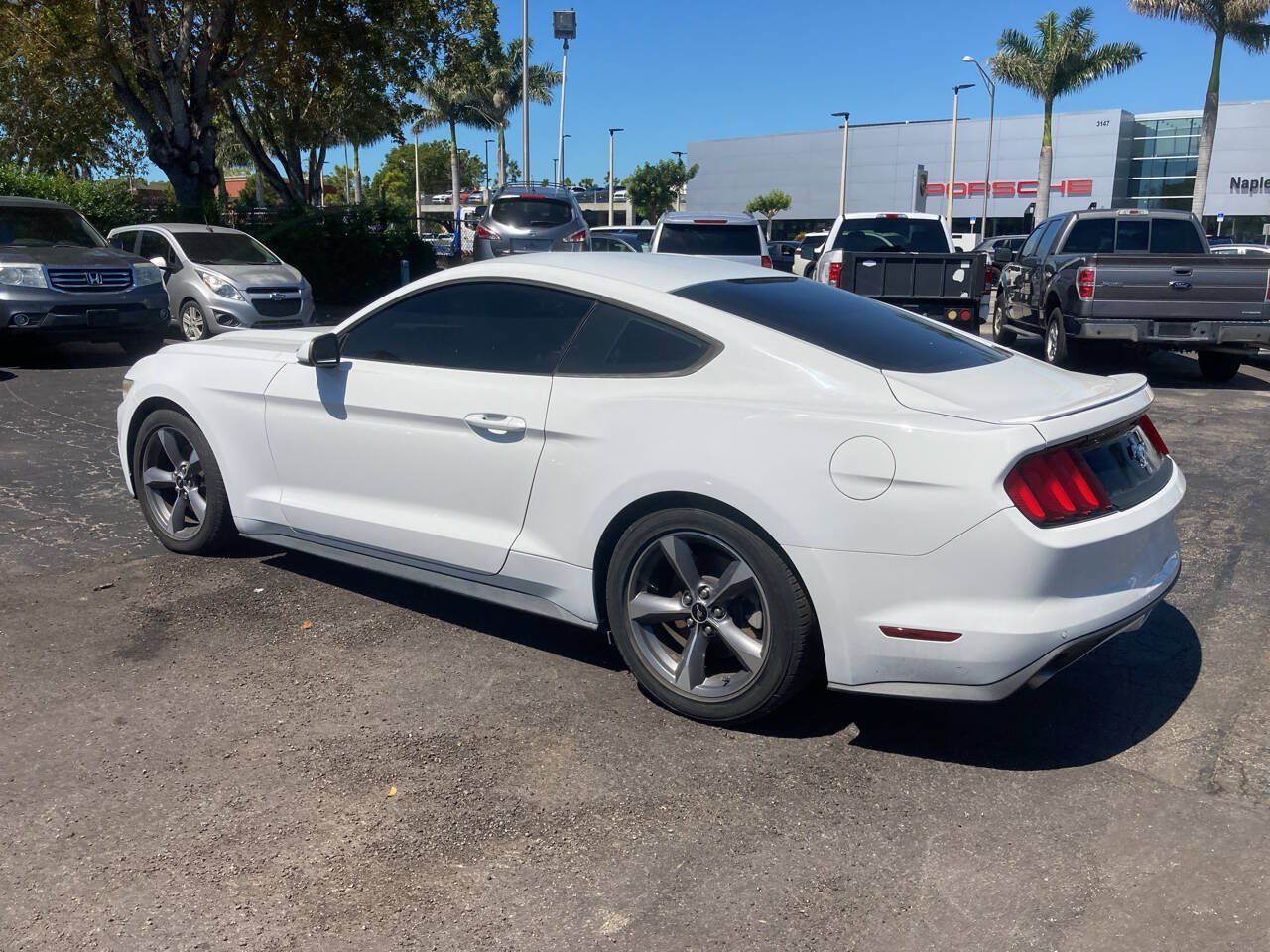 Used 2015 Ford Mustang Coupe w/ Equipment Group 051A RWD image 13