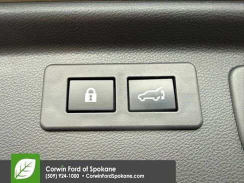 Used 2023 Subaru Forester Limited AWD/4WD image 19