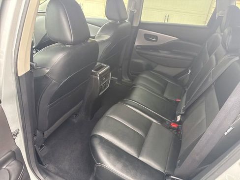 Used 2021 Nissan Murano SL w/ SL Moonroof Package FWD image 15