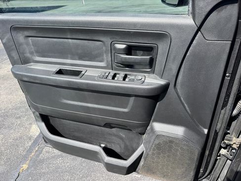 Used 2017 RAM 2500 Tradesman w/ Chrome Appearance Group AWD/4WD image 21