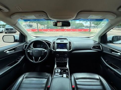 Used 2020 Ford Edge SEL w/ Convenience Package image 8