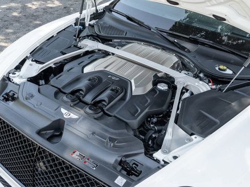 Used 2021 Bentley Continental GT AWD/4WD image 30