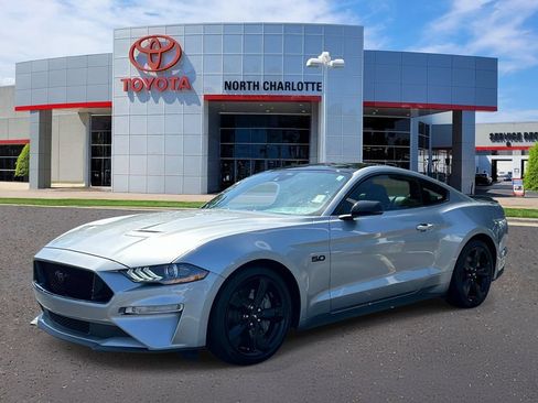 Used 2021 Ford Mustang GT Premium w/ Equipment Group 401A RWD image 5