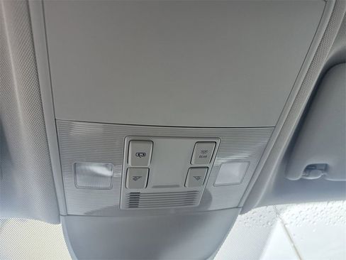 New 2026 Volkswagen Taos S image 31