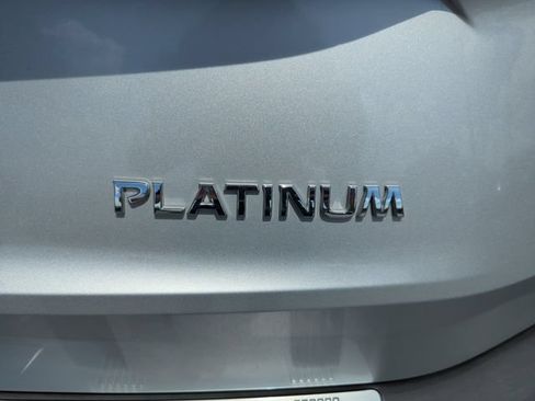 Certified 2021 Nissan Rogue Platinum FWD image 49