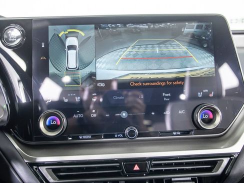 Used 2026 Lexus TX 350 AWD w/ Technology Package image 33