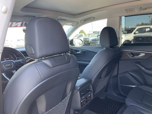 Used 2023 Audi Q8 Prestige image 26