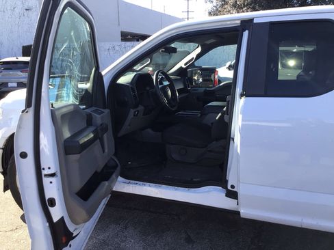 Used 2018 Ford F150 XL w/ Equipment Group 101A Mid image 5