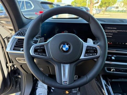 New 2026 BMW X7 xDrive40i w/ M Sport Package image 23