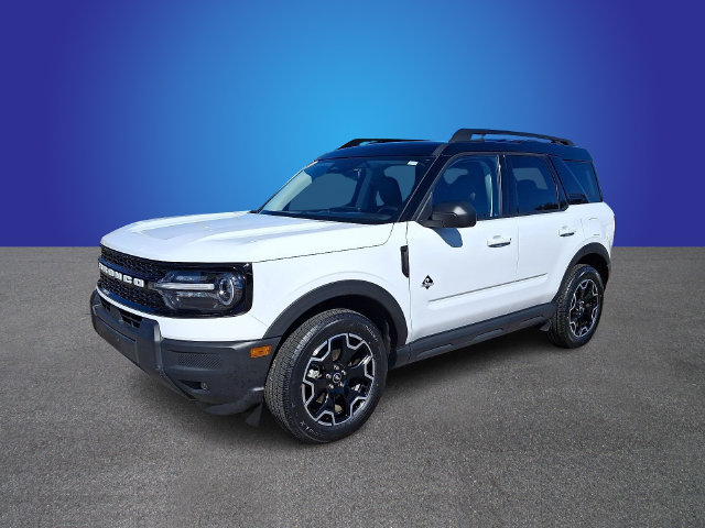 Used 2025 Ford Bronco Sport Outer Banks AWD/4WD image 1