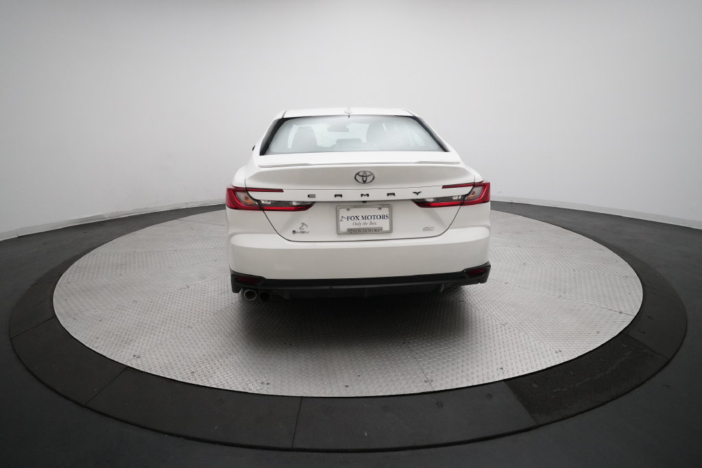 Used 2025 Toyota Camry SE FWD image 27