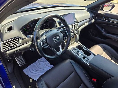 Used 2022 Honda Accord Sport image 9