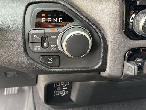 Used 2025 RAM 1500 Big Horn AWD/4WD image 28