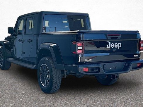 Used 2022 Jeep Gladiator Overland w/ Popular Equipment Package image 5