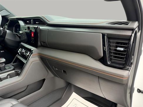 Used 2022 GMC Sierra 1500 AT4 w/ AT4 Preferred Package image 30