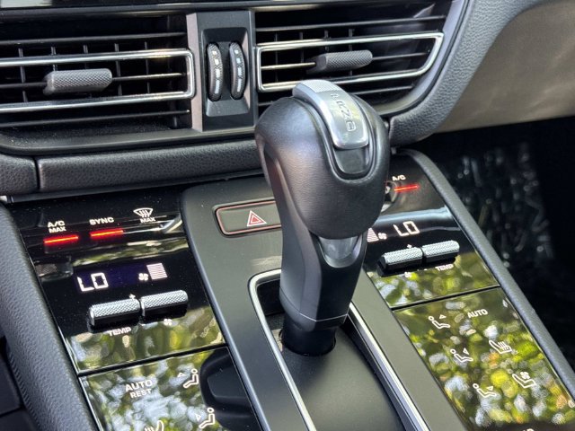 Used 2023 Porsche Macan Turbo AWD/4WD image 15
