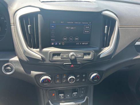 Used 2020 GMC Terrain SLE w/ Driver Convenience Package FWD image 13