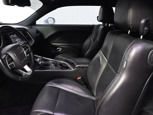 Used 2018 Dodge Challenger GT w/ Driver Convenience Group AWD/4WD image 12