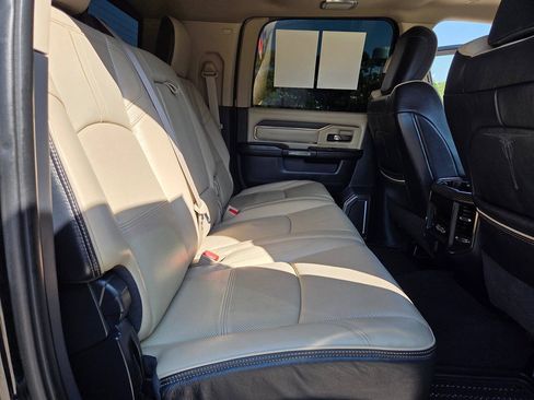 Used 2019 RAM 2500 Limited AWD/4WD image 14
