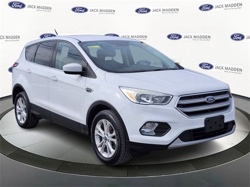 Certified 2017 Ford Escape SE image 7