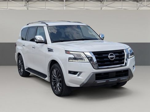 Used 2023 Nissan Armada Platinum w/ Cargo Package RWD image 2