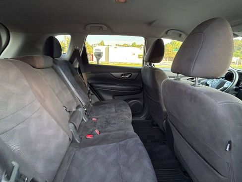 Used 2015 Nissan Rogue SV AWD/4WD image 47