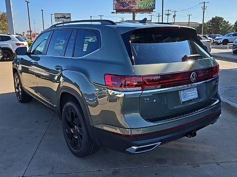 New 2026 Volkswagen Atlas SE image 7