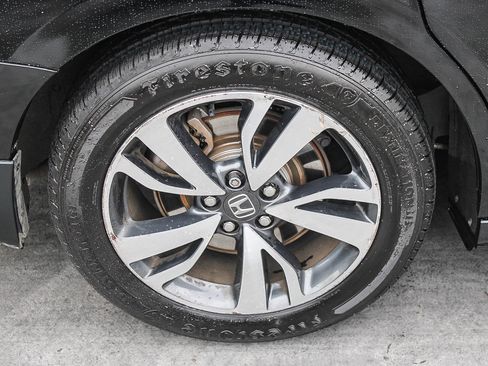 Used 2021 Honda Odyssey Touring image 12