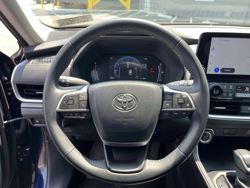 Used 2025 Toyota Grand Highlander FWD image 26