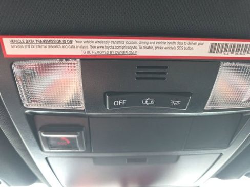 Used 2020 Toyota Tacoma TRD Sport w/ Technology Package image 24