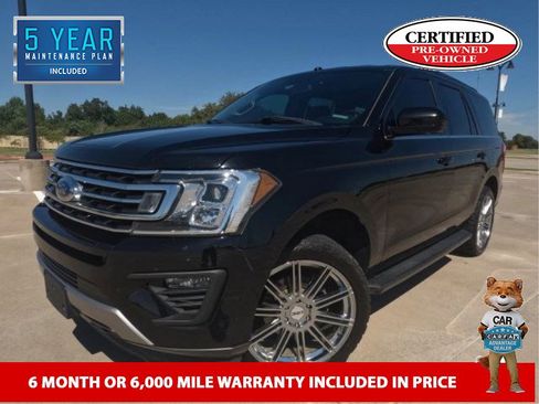 Used 2018 Ford Expedition XLT image 1
