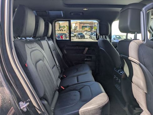Used 2023 Land Rover Defender 110 X AWD/4WD image 25
