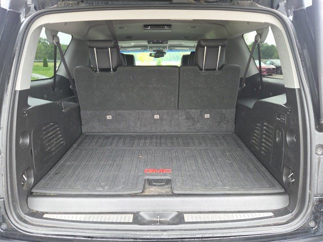 Used 2018 GMC Yukon XL Denali w/ Open Road Package AWD/4WD image 10