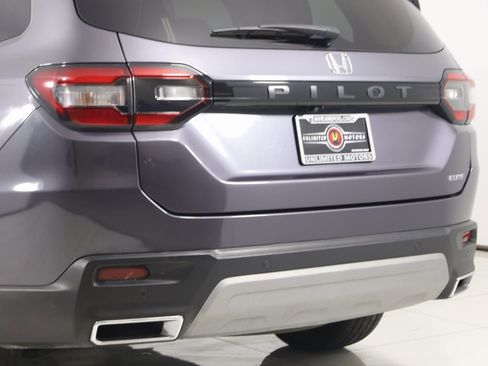 Used 2023 Honda Pilot Elite image 23