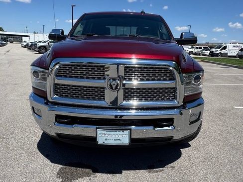 Used 2018 RAM 2500 Laramie w/ Convenience Group AWD/4WD image 4
