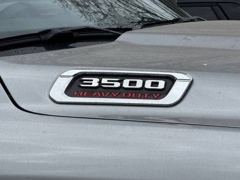 Used 2024 RAM 3500 Tradesman w/ Chrome Appearance Group image 5