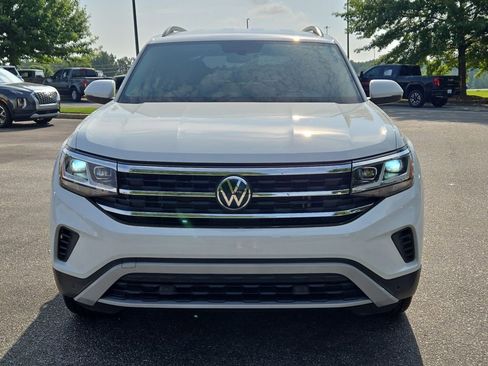 Used 2023 Volkswagen Atlas SE image 2