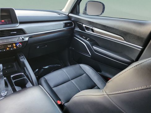 Certified 2022 Kia Telluride SX FWD image 13