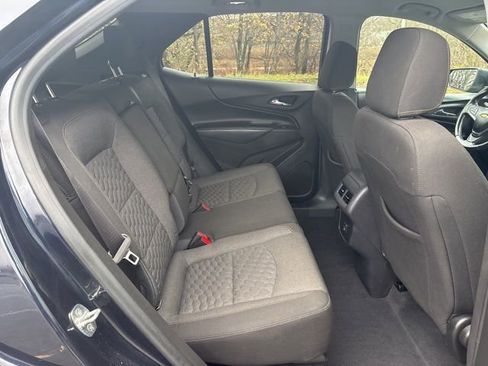Used 2020 Chevrolet Equinox LT image 18