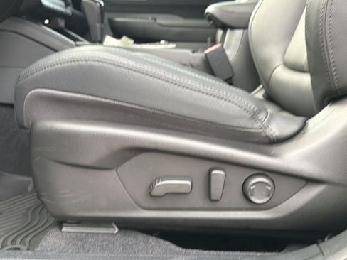 Used 2026 Subaru Outback Premium AWD/4WD image 22