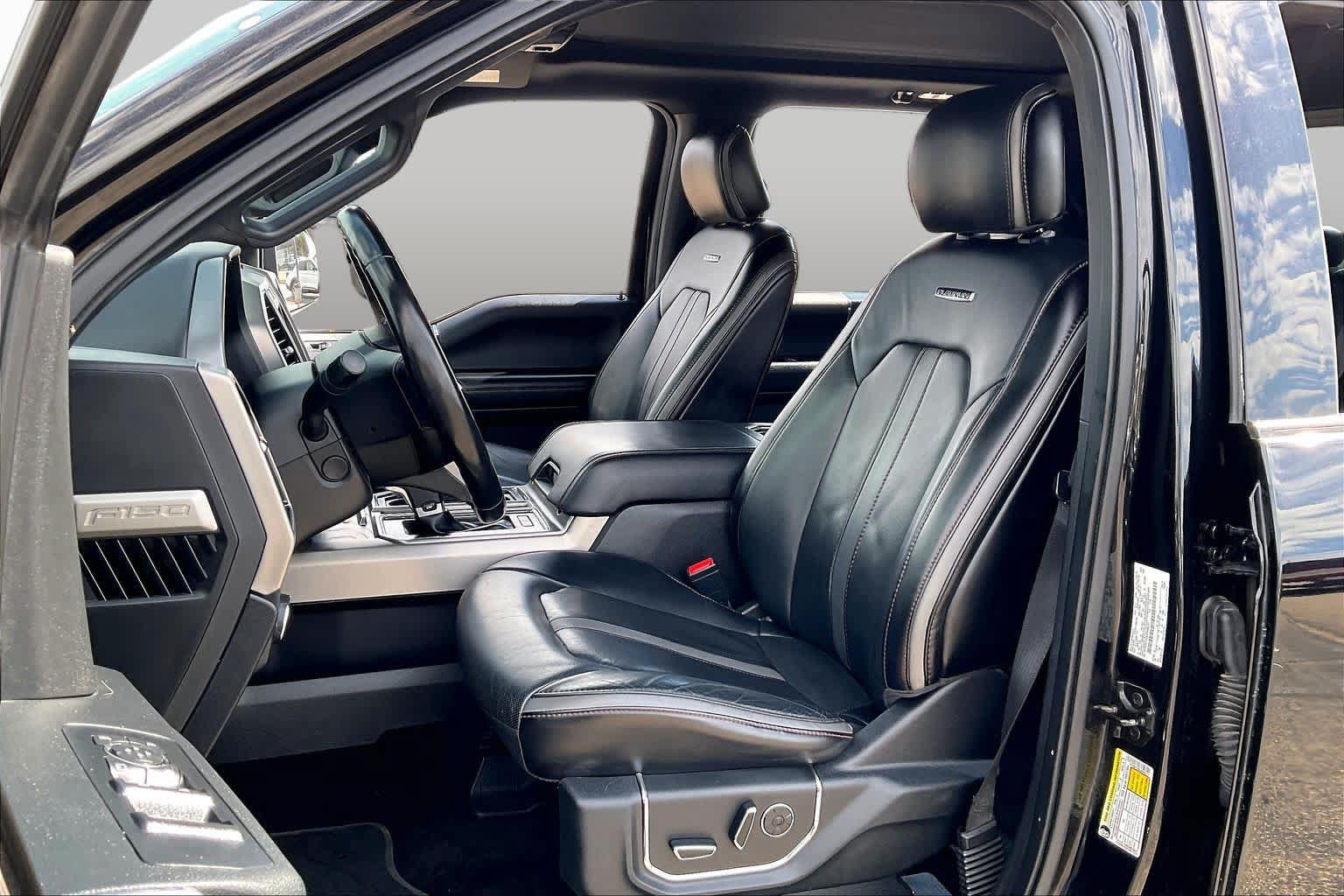Used 2018 Ford F150 Platinum w/ Equipment Group 701A Luxury AWD/4WD image 8